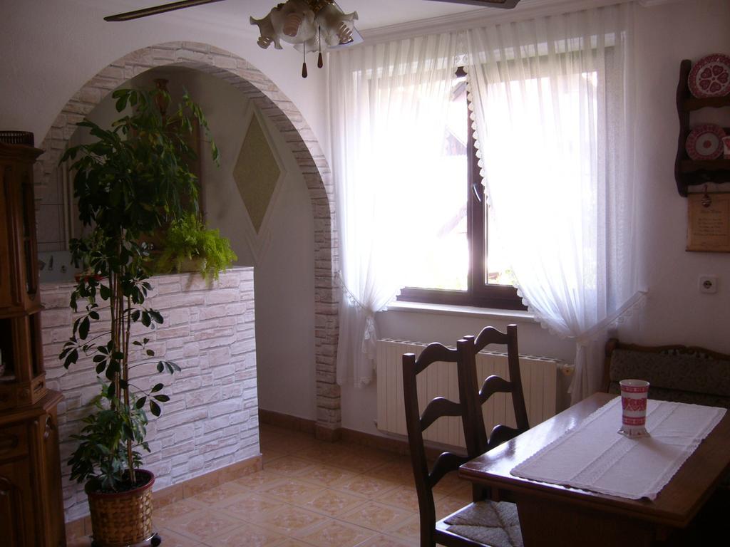 Csaki Vendeghaz Bed & Breakfast Sovata Exterior photo