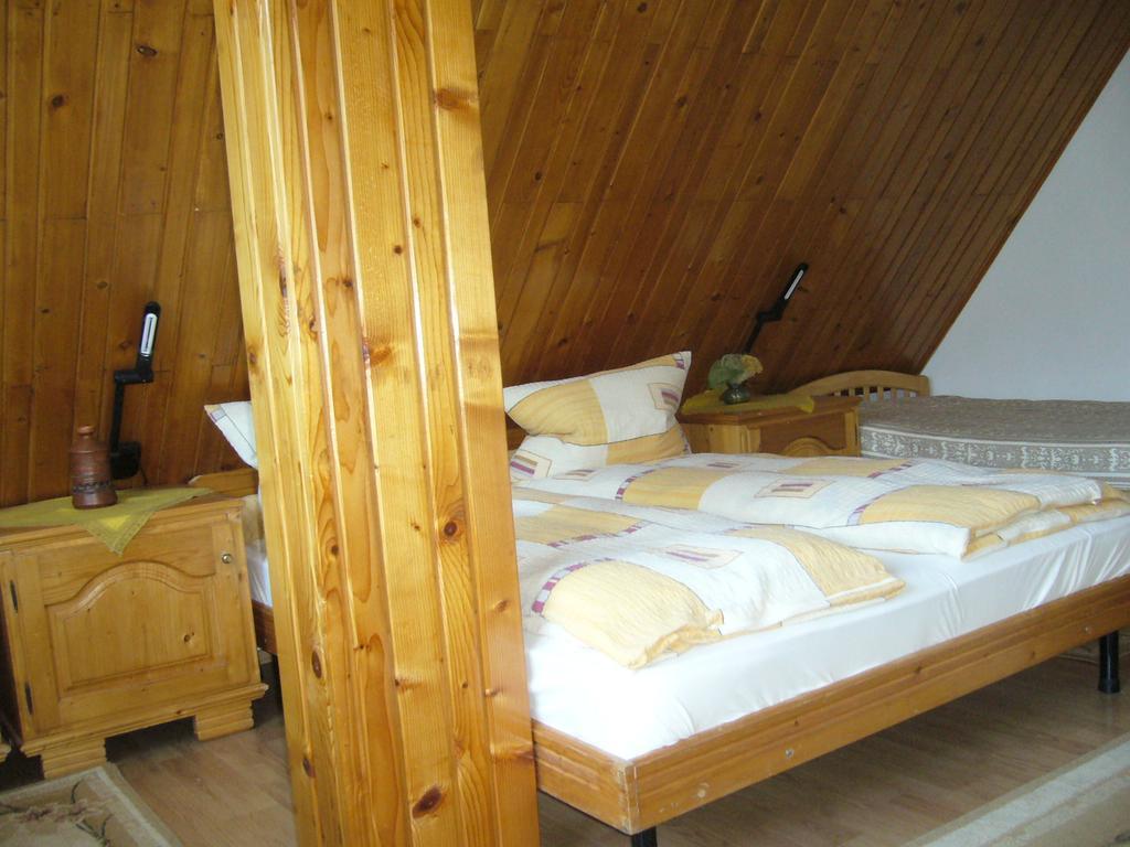 Csaki Vendeghaz Bed & Breakfast Sovata Exterior photo