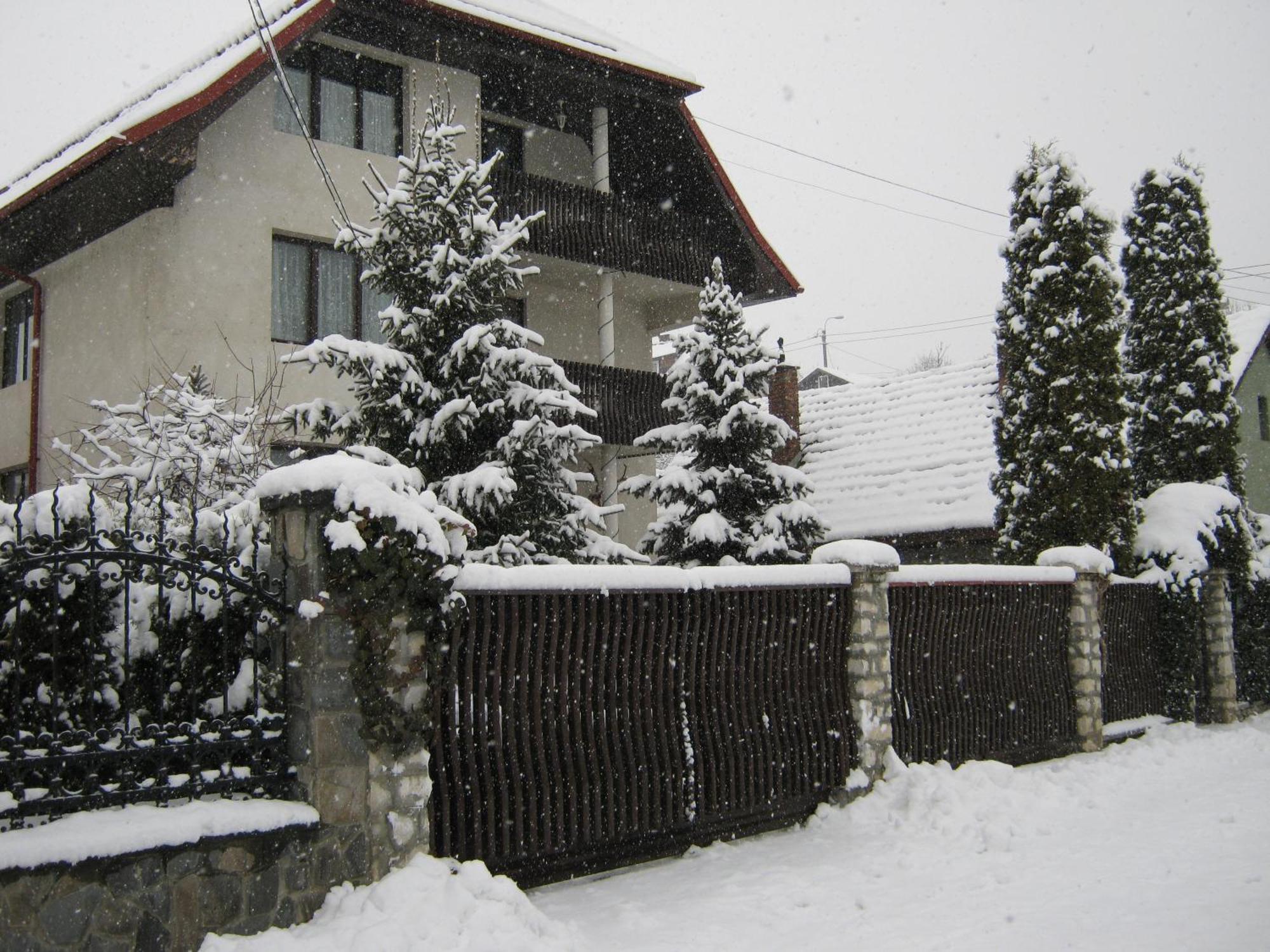 Csaki Vendeghaz Bed & Breakfast Sovata Exterior photo