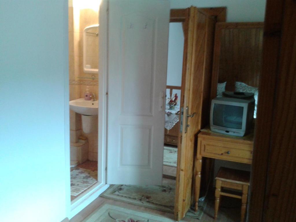 Csaki Vendeghaz Bed & Breakfast Sovata Room photo